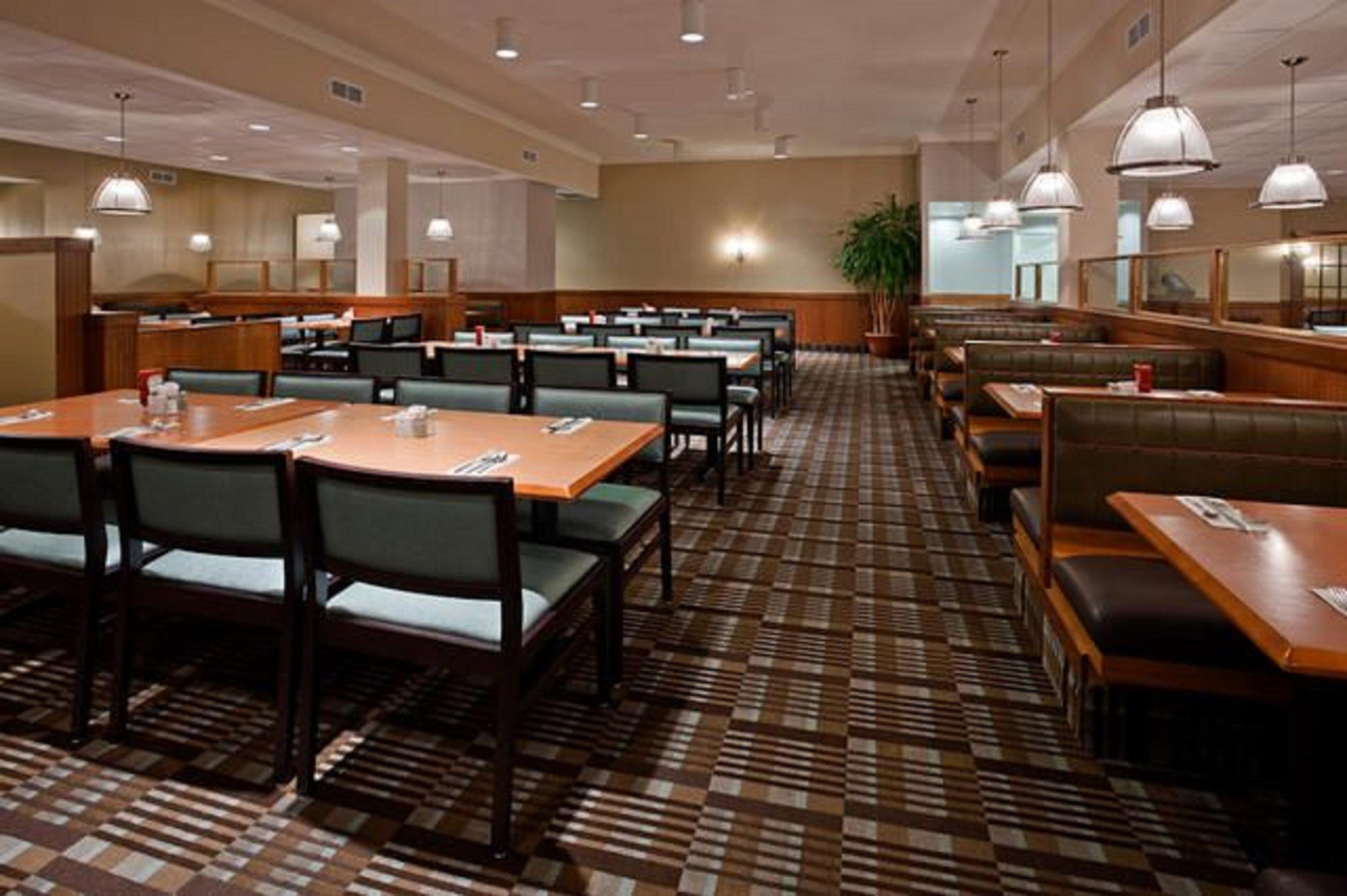 Holiday Inn Toronto Airport East By Ihg Bagian luar foto