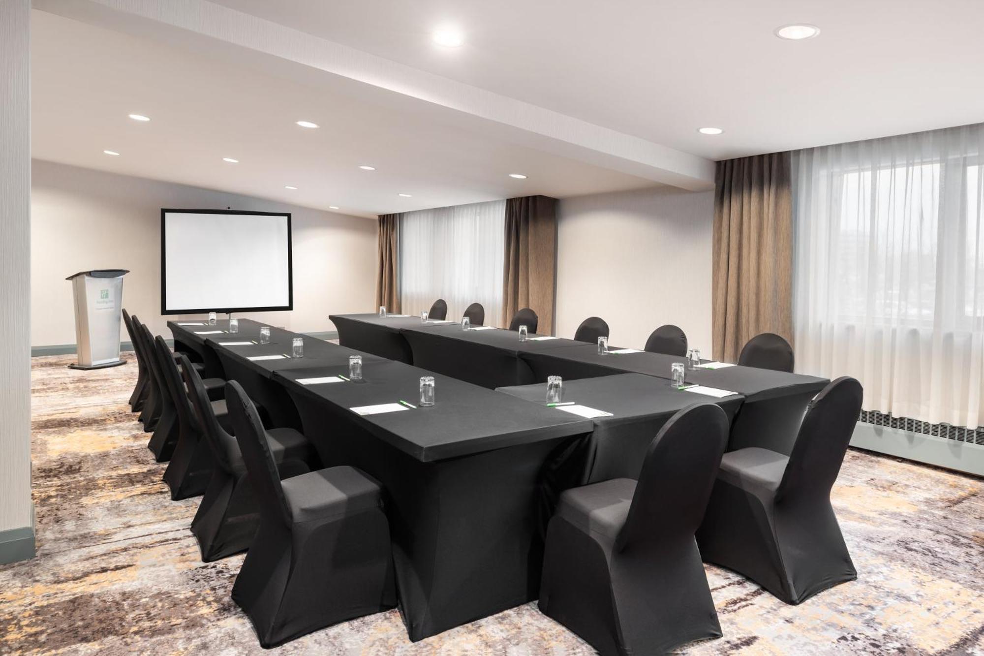 Holiday Inn Toronto Airport East By Ihg Bagian luar foto